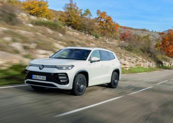 Auto Klub – Vozili smo novi Volkswagen Tayron: Kao Tiguan, ali napucan steroidima nudi prostor za sedmero putnika