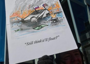 Auto Klub – ‘Zaronio’ poput podmornice: Elon Musk je rekao da će Cybertruck moći ploviti. Sada je jasno da ne može…