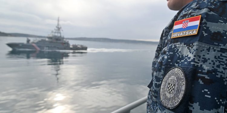 BIT ĆE POJAČANE BUKE Vježbovne aktivnosti pripadnika Oružanih snaga na području Žirjanskog kanala