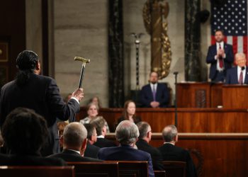 Birači su još uvijek neuvjereni da demokrati imaju bilo kakav plan za borbu protiv Trumpa, nove ankete