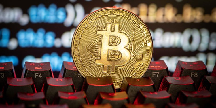 Bitcoin pao 6,5 posto nakon Trumpove odluke o strateškim rezervama. Analitičar: To je kratkoročni zastoj