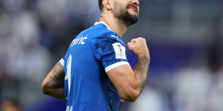 Bivši Fulham Aleksandar Mitrović preskače trening za srčane probleme