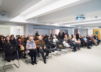 Brojni umirovljenici poželjeli naučiti o digitalnom svijetu, pogledajte koliko ih se okupilo u prostoru Digitalne Dalmacije