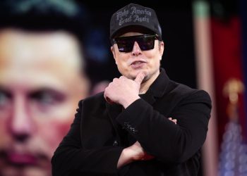 Budite mirni, mali muškarac – mošus do poljskog FM -a – RT World News