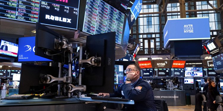 Burze loše regiraju na Trumpove hoće-neće carine