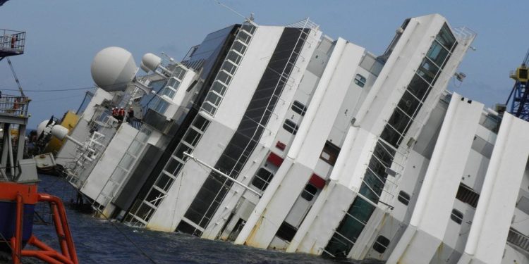 Sjećate se kapetana s Coste Concordije? Možda dobije posao u Vatikanu