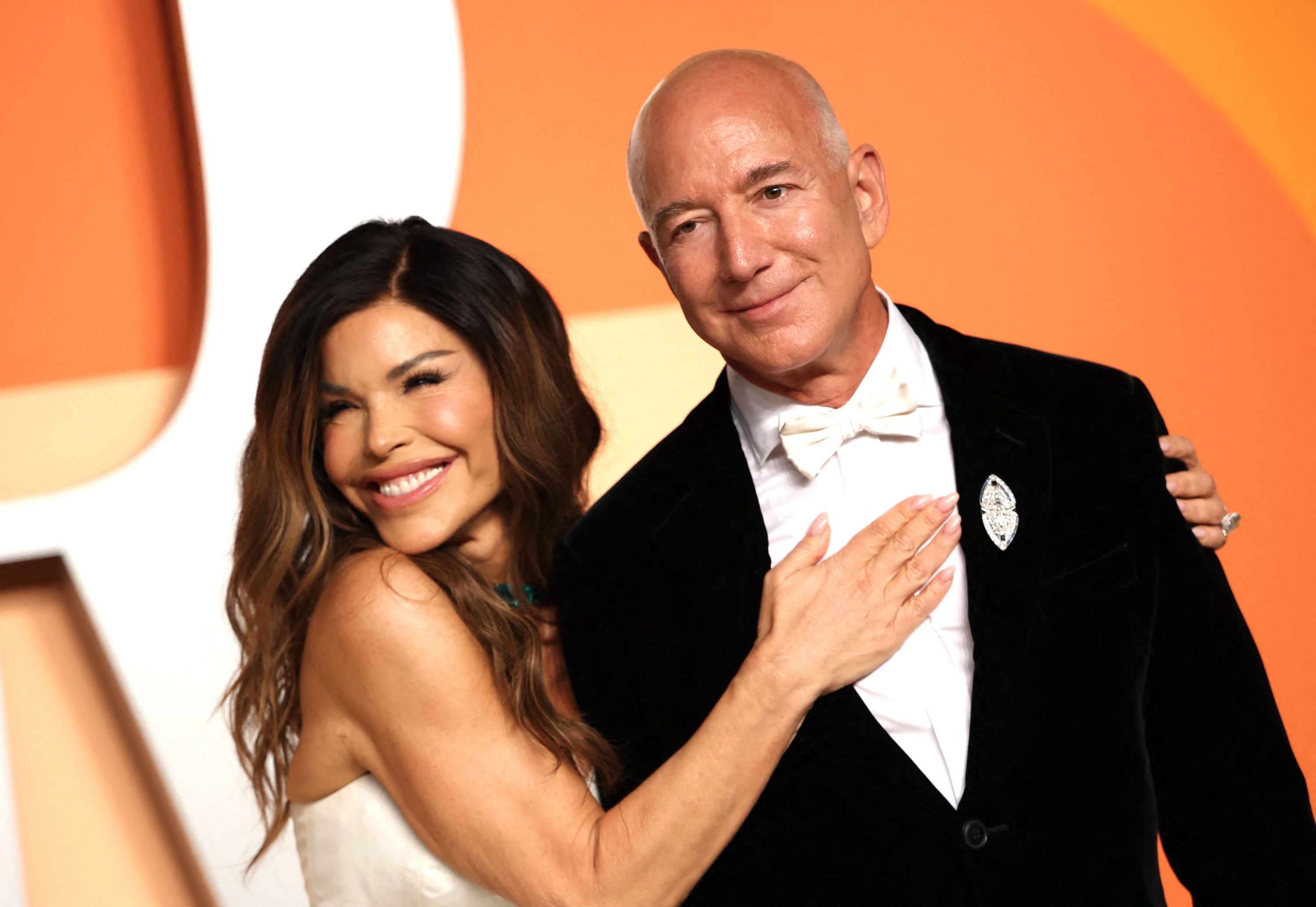 Izvršni direktor Amazona Jeffa Bezosa i partnera Lauren Sanchez na zabavi za Vanity Fair Oscar