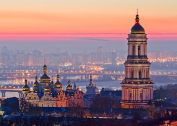 Cijena bitcoina (BTC) porasla se iznad 83 tisuća dolara dok se tržišta kreću više na Ukrajinskim vijestima