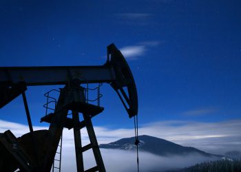 Cijene nafte pod pritiskom američkih carina pale na 73 dolara