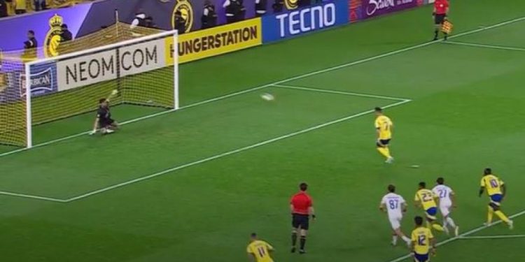 Cristiano Ronaldo, žlica na kaznu protiv Esteghlala