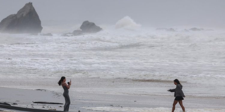 Cyclone Alfred live updates: Storm already ‘packing a punch’ as 82k without power across Gold Coast and NSW