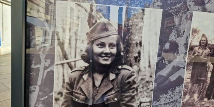 Dan žena uz “Partizanke” na riječkom Korzu