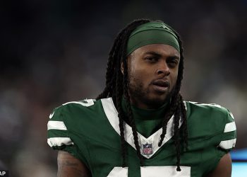 Davante Adams potpisuje ogroman ugovor od 46 milijuna dolara s novim NFL timom nakon što su ga objavili New York Jets