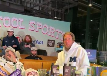 Dave Portnoy kaže da bi igrač Texas A&M “trebao biti u zatvoru” nakon ožujka za uplašenje ludila