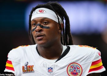 Deandre Hopkins ‘sablasno točan post od prije pet godina ponovno se pojavljuje nakon što je njegova slobodna agencija za blockbuster Move Move