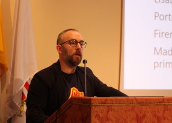 Dino Bečić održao prezentaciju “Turistifikacija povijesne jezgre Dubrovnika”, priprema zanimljiv rad (FOTO)