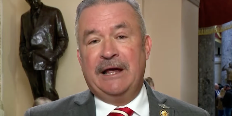 Don Bacon se okreće Elonu Musku nakon što je nazvao demokratskog senatora “izdajnikom” preko svog Ukrajinskog putovanja