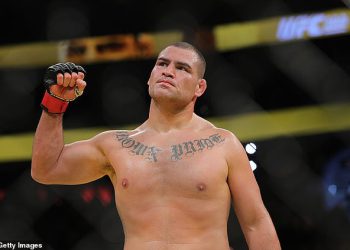 Donald Trump pozvao je da uđe nakon što je bivši zvijezda UFC-a Cain Velasquez zatvoren zbog pokušaja ubojstva