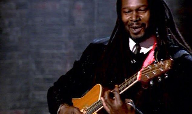 Eden Povjerljivo: Den Dragons je izgubio začin, kaže Levi Roots, koji je zaradio 30 milijuna funti, nakon što se pojavio na hit BBC Showu