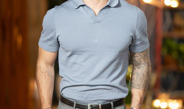 Eliot Donovan bio je najuzraženiji mladoženja na MAF -ovima sve dok druga supruga Veronica Cloherty nije promijenila sve – sada otkriva istinu o svom uređivanju negativca i eksplozivnim borbama koje nismo vidjeli na TV -u