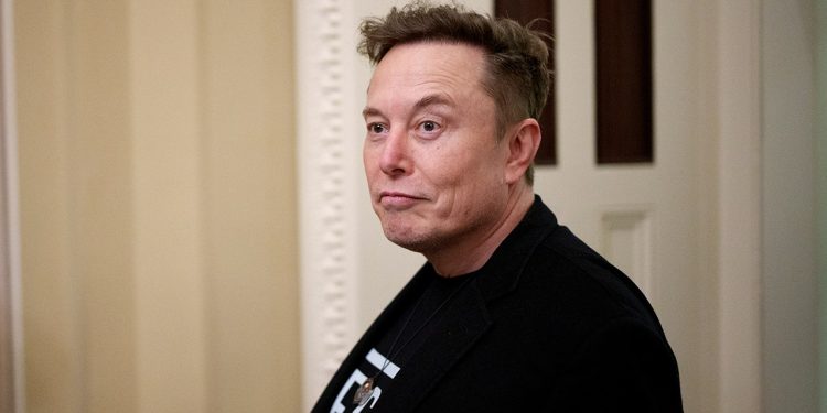 Elon Musk, munja Rod, koji protivnika naziva “izdajlom”, postaje visoka meta