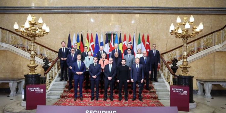 Europski čelnici se okupili u Londonu da iskažu potporu Zelenskom