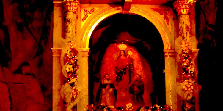 (FOTO) Pogledajte, ukazala se Gospa i ostavila neizbrisiv trag svoje prisutnosti