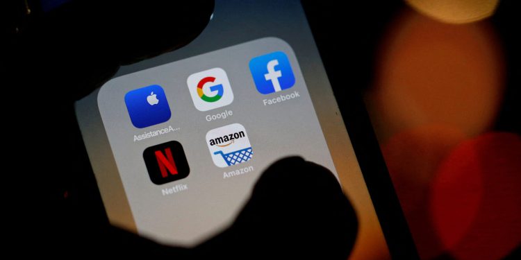 Facebook ima plan kako stati na kraj prijevarama i lažnim oglašivačima. Rješenje se neće svidjeti svima