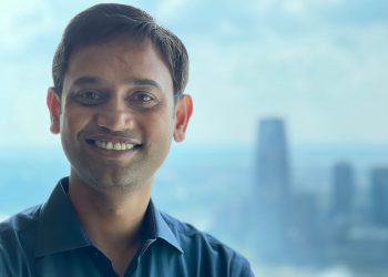 Falconx je rekao da je pretrpio val starijeg odlaska, uključujući i generalnog savjetnika, europskog šefa