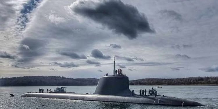 Francuski nuklearni napad sub misteriozno pristaništa u Novoj Škotskoj, 300 milja od američke granice