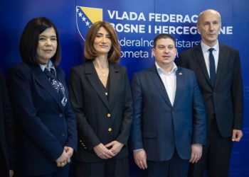 GRAĐANI HRVATSKE PLAĆAJU Za cestu Hutovo-Ravno 35 milijuna, mostarskom Sveučilištu 20 milijuna KM