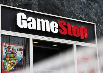 GameStop (GME) Prikupi 1,3B USD za kupnju Bitcoina (BTC)