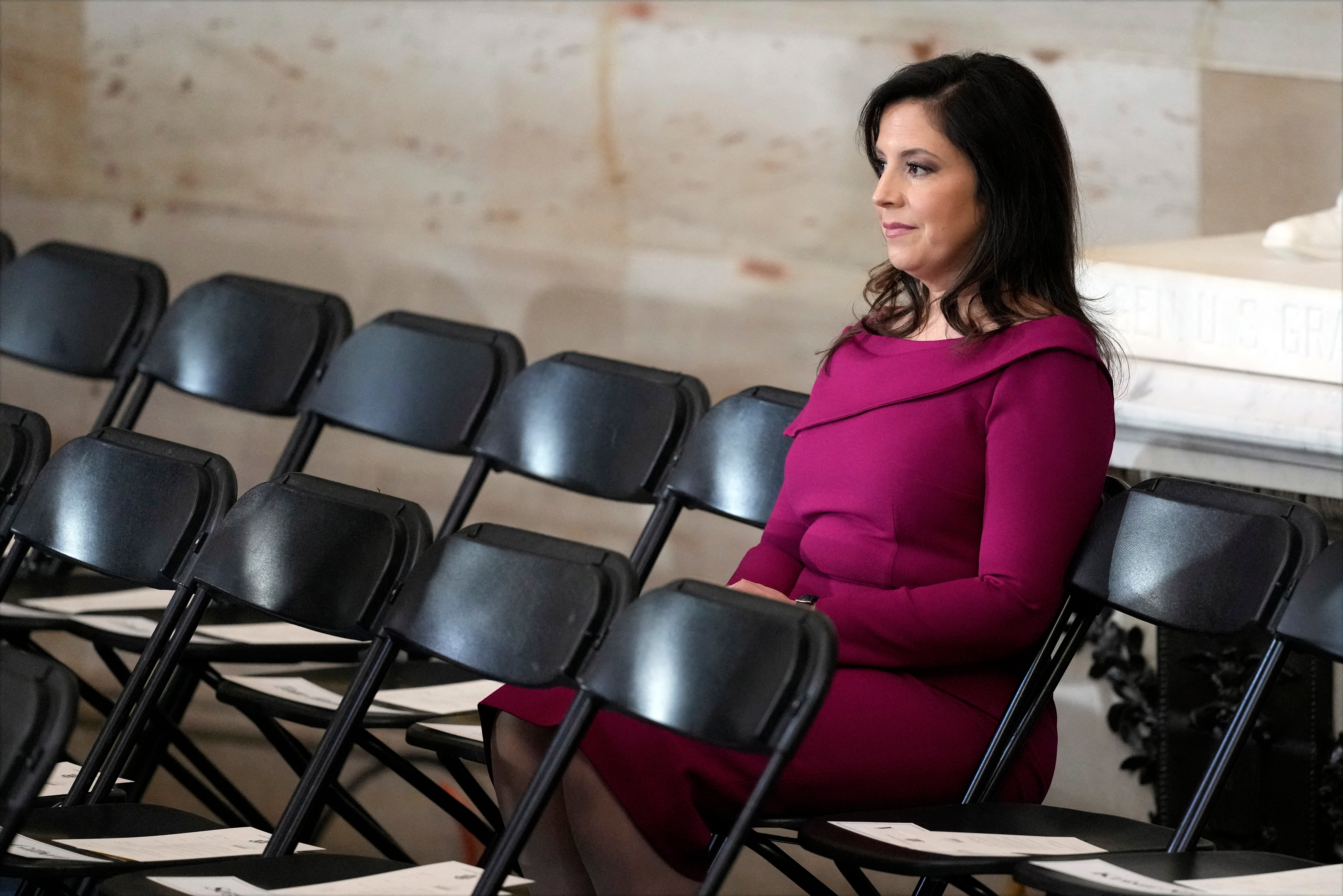 Elise Stefanik vratit će se u kuću, s obzirom na tanku maržu republikanaca.