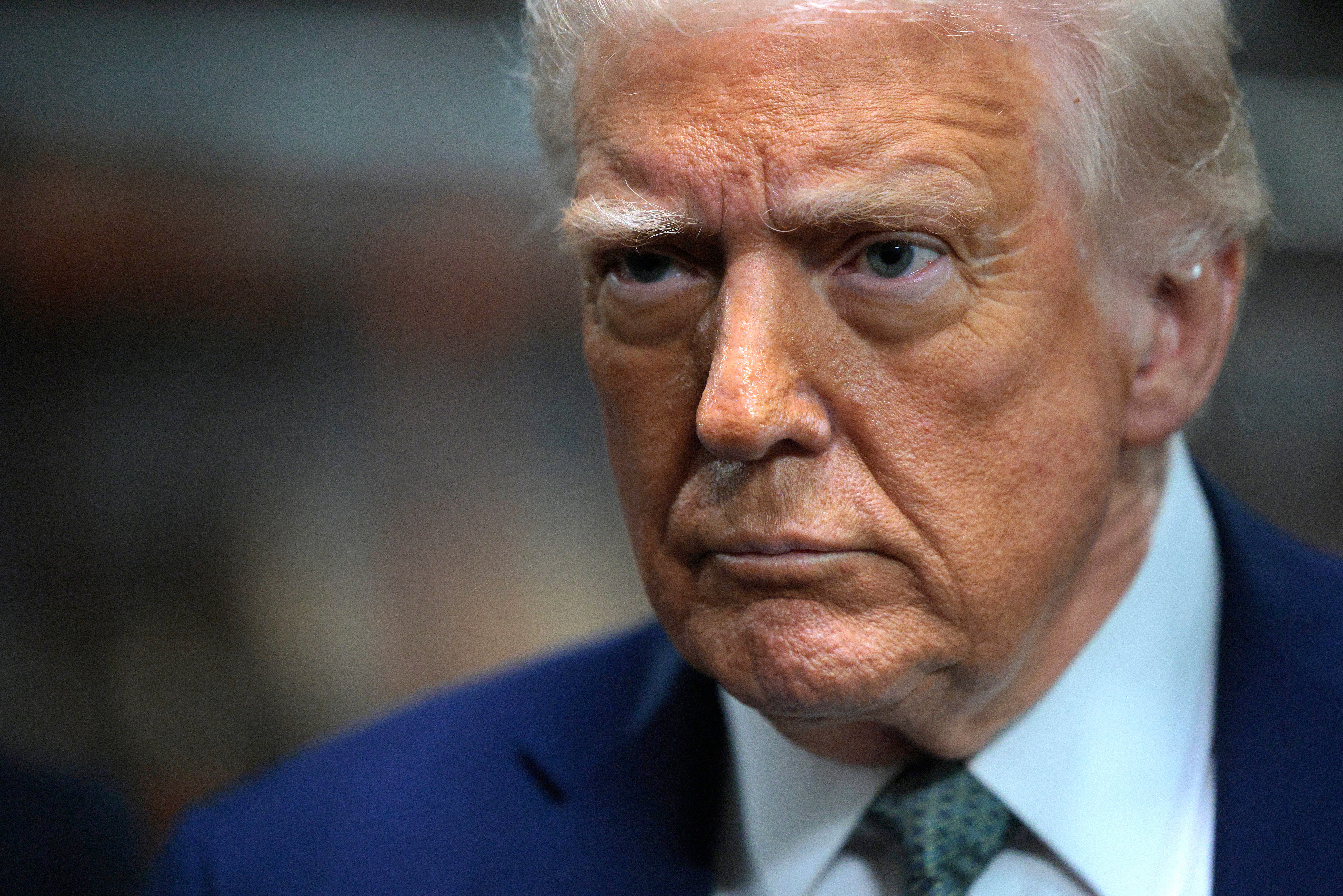 Trump, fotografiran u centru John F. Kennedy za izvedbene umjetnosti prošlog tjedna, oglasio je Boardmanov rad Baracka Obame kao