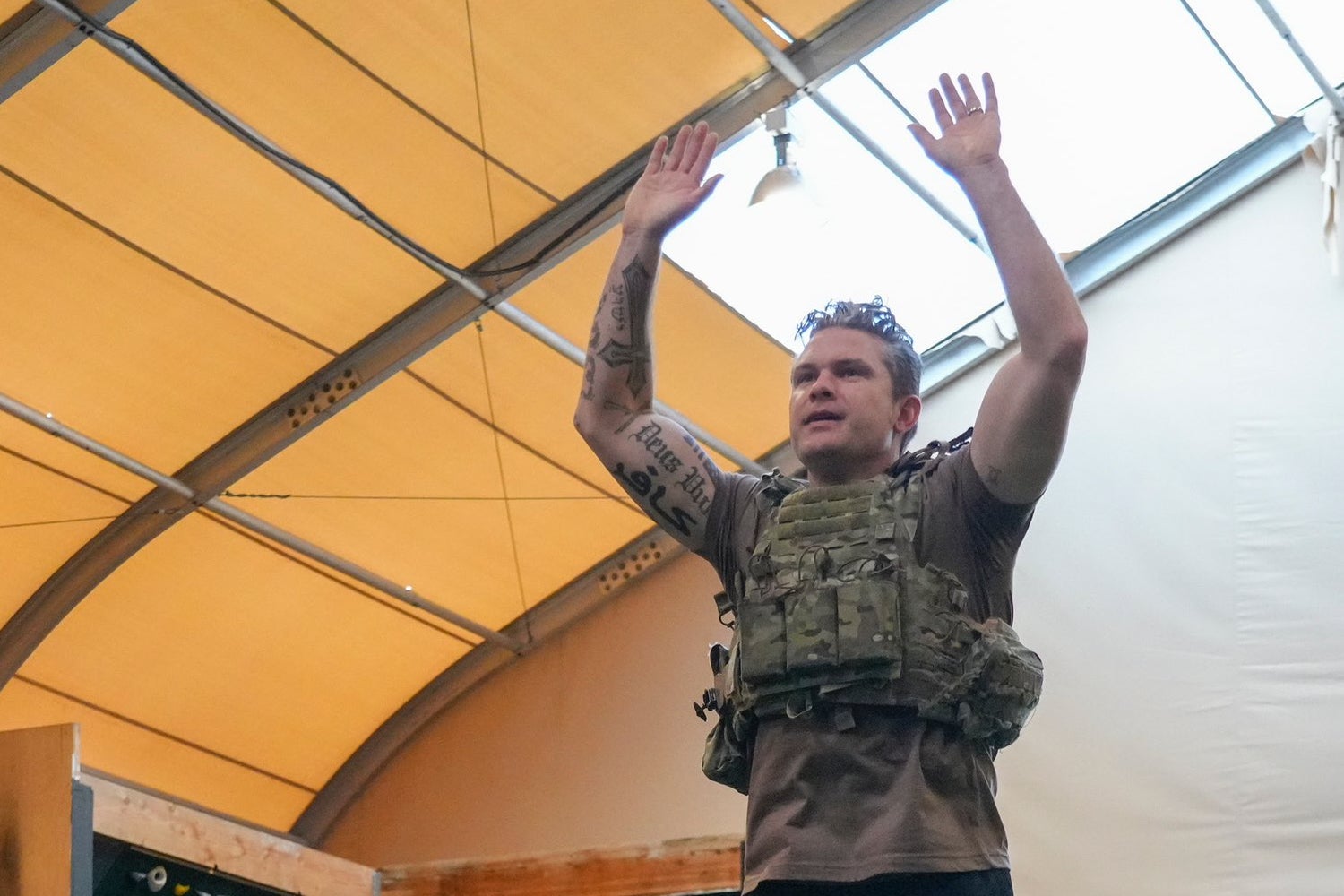 Ministar obrane Pete Hegseth vježba 25. ožujka 2025. u zajedničkoj bazi Pearl Harbor-Hickam.