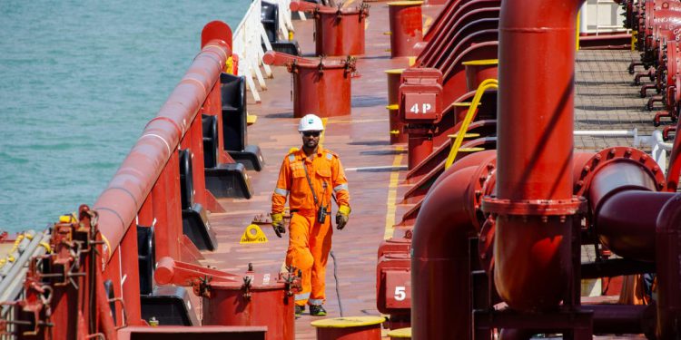 Grčki brodari ključni su u izvozu ruske nafte