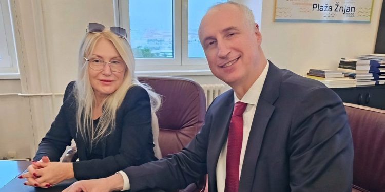 “Grofica” otišla korak dalje: Objavila sliku s Puljkom iz Banovine