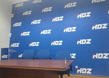 HDZ i Srđevcima postavio set pitanja: ‘Najveći gradski moralisti i zaštitnici javnog stali su kao brana štiteći otimačinu javnog’