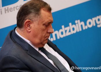 HOĆE LI SE INTERPOL UKLJUČITI Što se treba dogoditi da dođe do raspisivanja međunarodne potjernice za Dodikom?