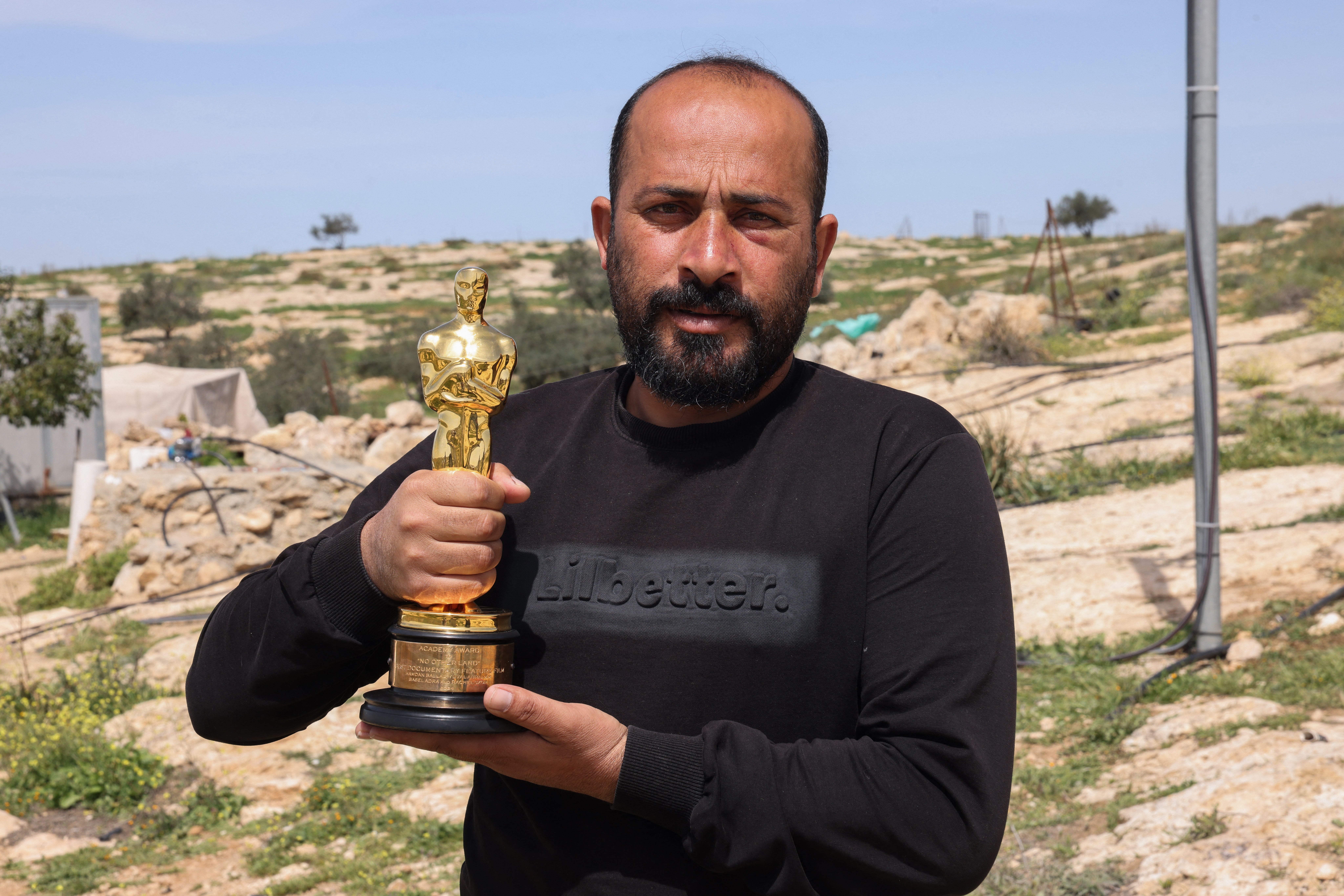 Oscarski direktor Hamdan Ballal napali su izraelski doseljenici i pritvorili izraelske snage