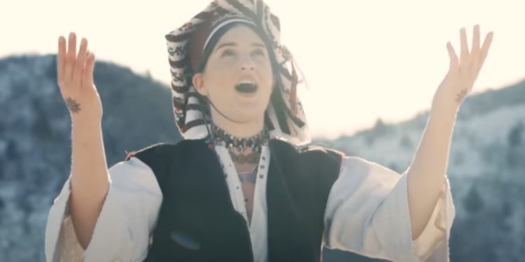 Hercegovke opjevale Oče naš i rasplamsale vjeru Hrvata: ‘Plačem, suza suzu stiže’