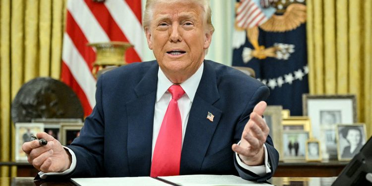 Hoće li Trump promijeniti vrijeme uštede dnevnog svjetla? Kaže da je to pitanje ’50/50 ‘