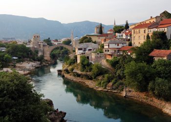 Hrvatske stranke pozvale međunarodne partnere da pomognu očuvati mir u BiH