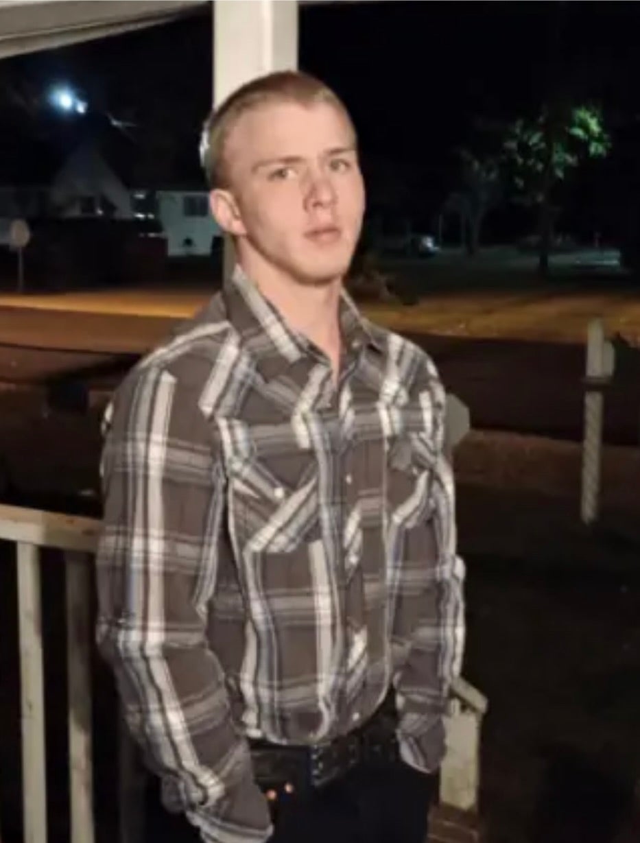 Billy Floyd, 18, navodno je ubijen u subotu nakon što ga je drugi muškarac pronašao u krevetu sa svojom ženom