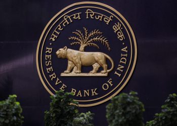 Indijski BDP kaska, no inflacija ugodno iznenadila analitičare