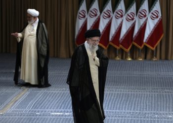 Iranski ajatolah odbija ‘nasilničke’ Trumpove pregovaračke zahtjeve