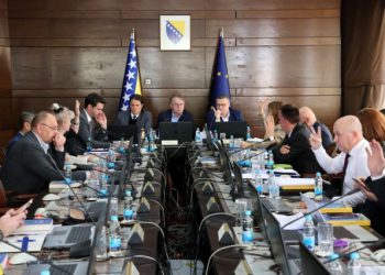 JEDNOKRATNA FINANCIJSKA POMOĆ Usvojen program novčane pomoći za novorođenu djecu u FBiH – osigurano 15 milijuna KM