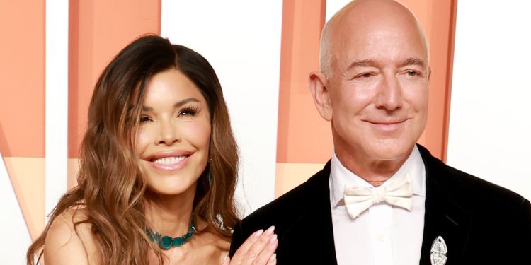 Jeff Bezos i zaručnica Lauren Sánchez šalju pozivnice za ‘Ljetno vjenčanje u Italiji’