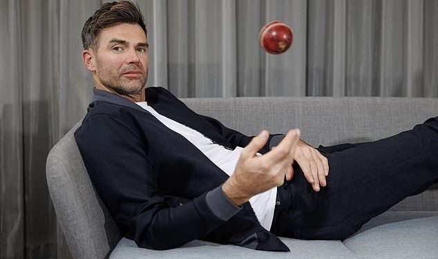 Jimmy Anderson: Koristio sam hipnoterapiju i Glen Campbell da me smiri – a moji nastupi su prošli kroz krov