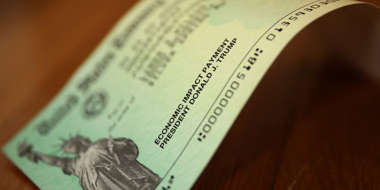 Još uvijek ima više od milijun Amerikanaca koji mogu zatražiti ček poticaja od 1.400 dolara – evo kako znati ako se kvalificirate